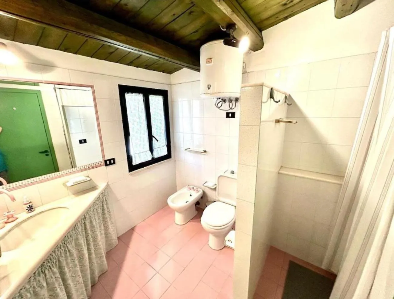 Dom wakacyjny House On The Beach Agnone Bagni