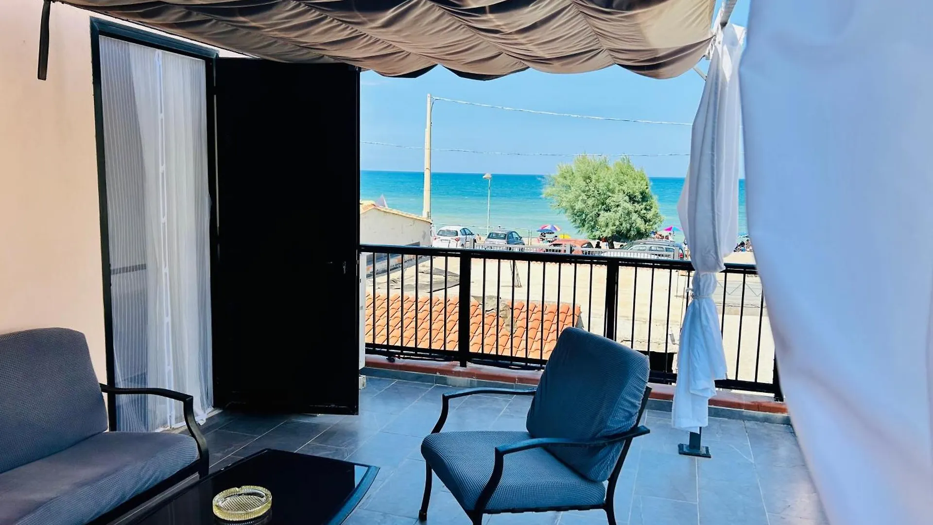 House On The Beach أغنون باني 0*,  إيطاليا